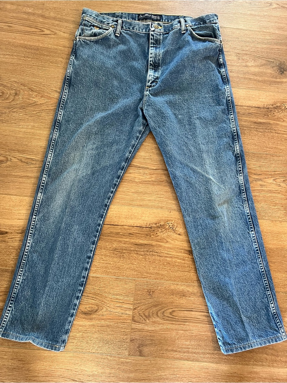 Wrangler George Straight Men's Straight-Leg Blue Denim Jeans